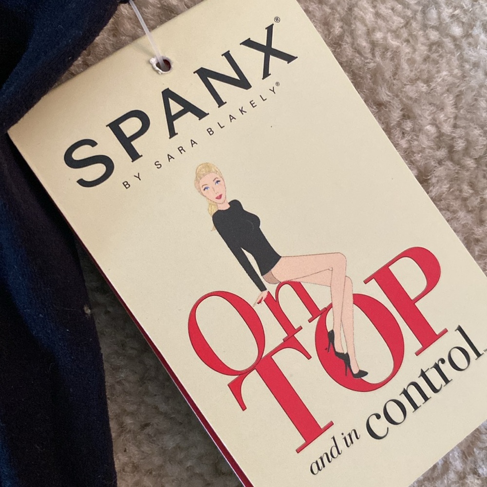 Spanx NWT on top and in control shapewear large - Picture 4 of 6